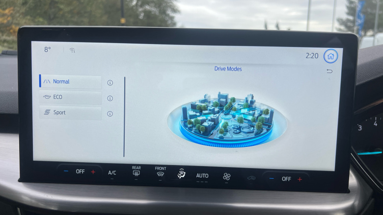 Ford Focus 1.0 EcoBoost Hybrid mHEV Titanium 5dr Auto Petrol Hatchback